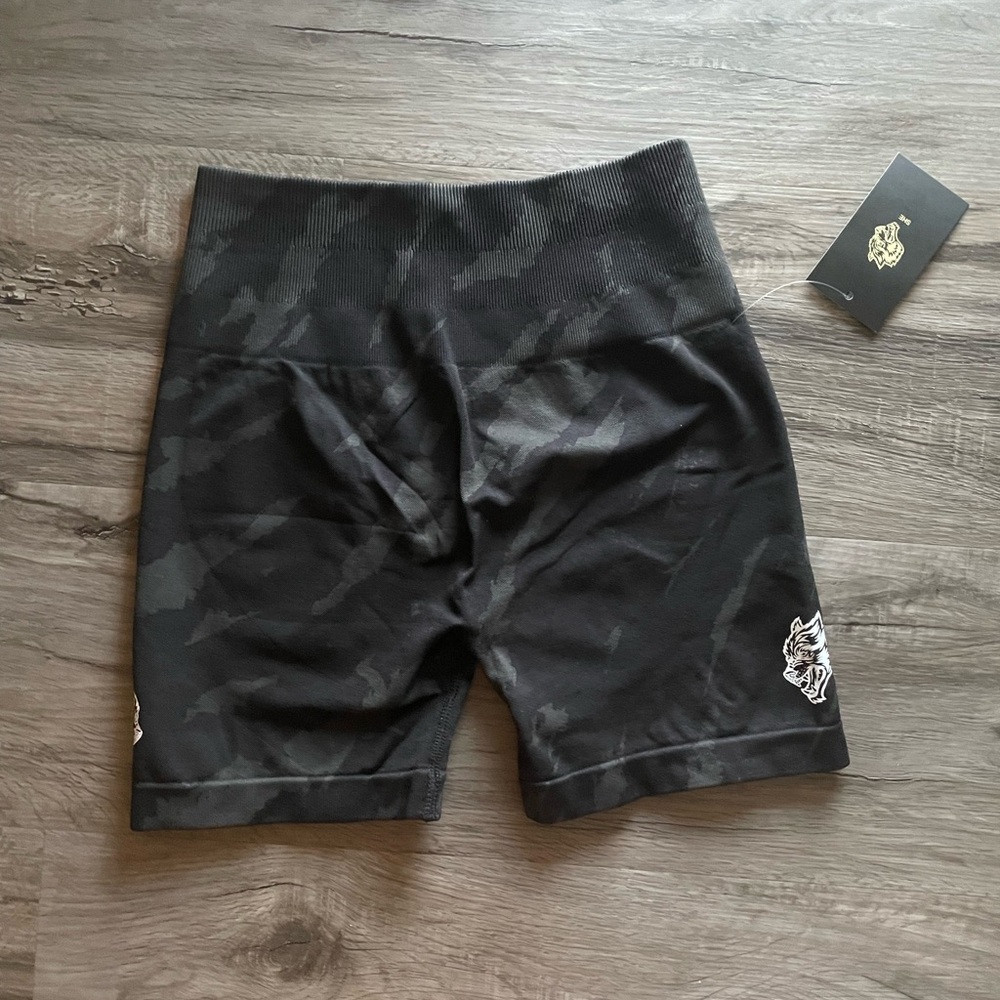 Darc sport black native camo shorts